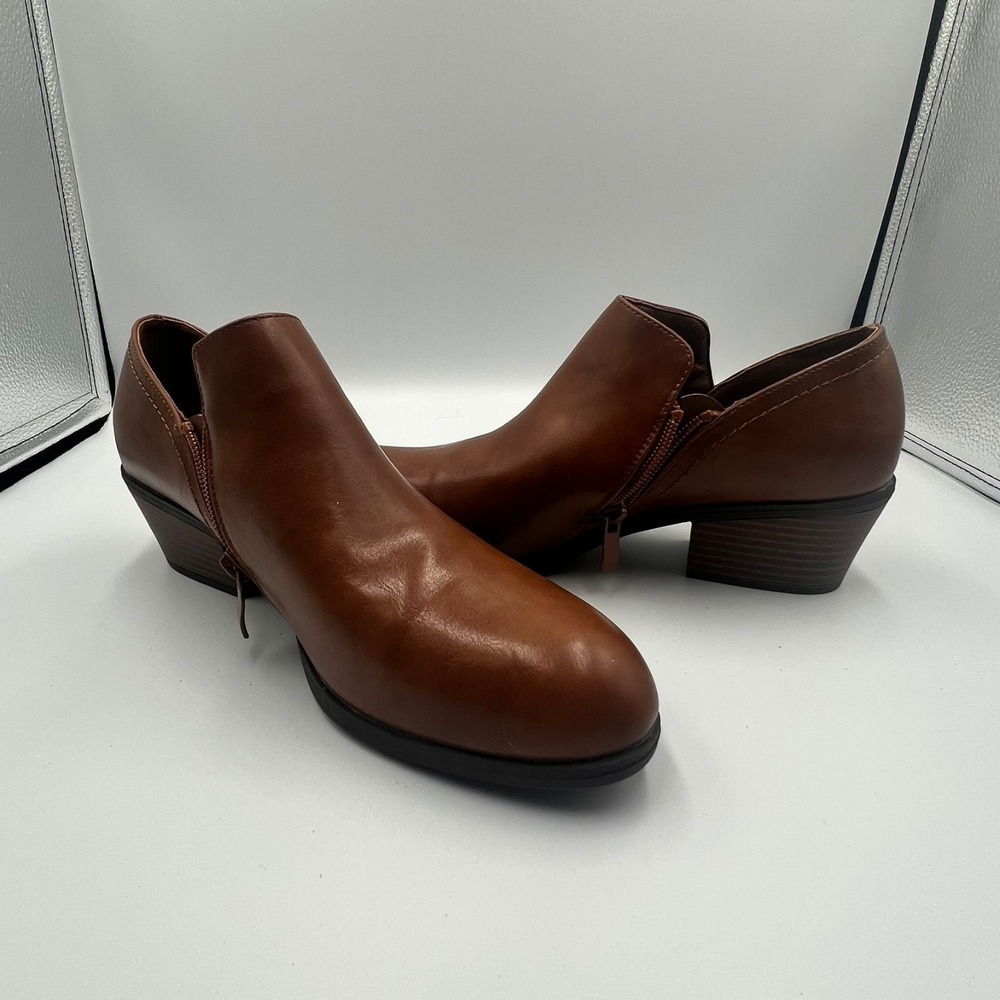 Dream Pairs Brown Ankle Booties Women's Size 9 Block Heel Side Zip Boots